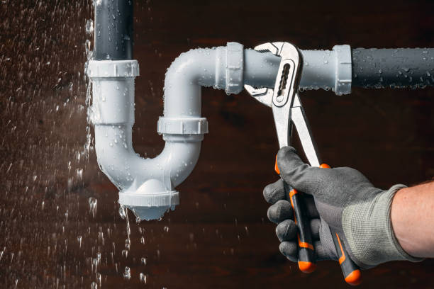 Professional Leak Detection technician working in Paterson, NJ